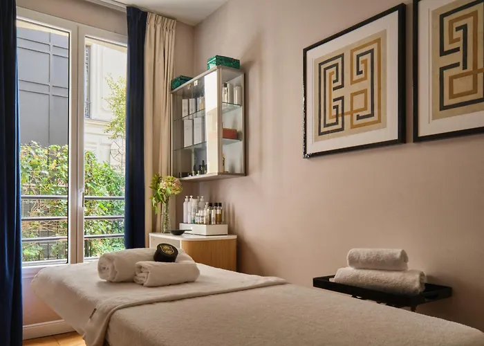 Lord ByronHotel Parijs